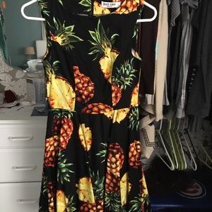 Pineapple sleeveless dress